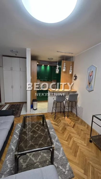 Kolo srpskih sestara | 4zida.rs