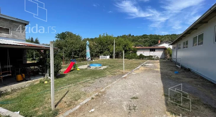 Kuća | 4zida