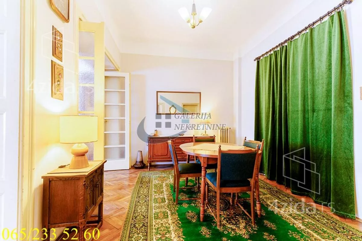 Četvoroiposoban stan | 4zida