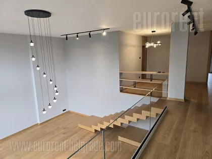 KNEZ MIHAILOVA | 4zida.rs