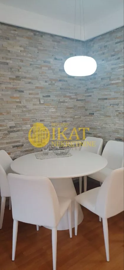 Banovo Brdo | 4zida.rs