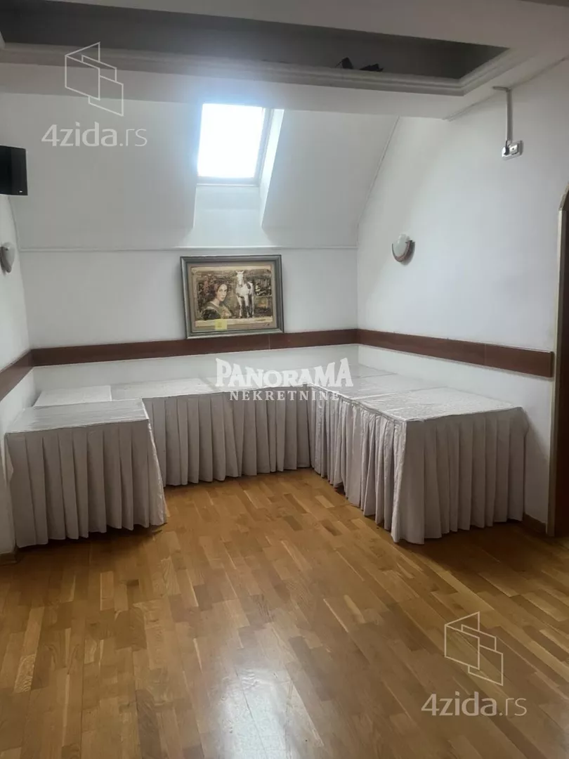 Ugostiteljski objekat | 4zida