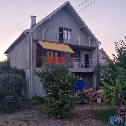 Vuka Karadžića | 4zida.rs