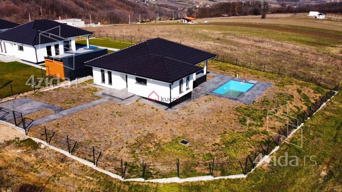 Kuća | 4zida