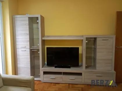 Cara Dušana | 4zida.rs