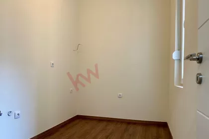 Makenzijeva | 4zida.rs