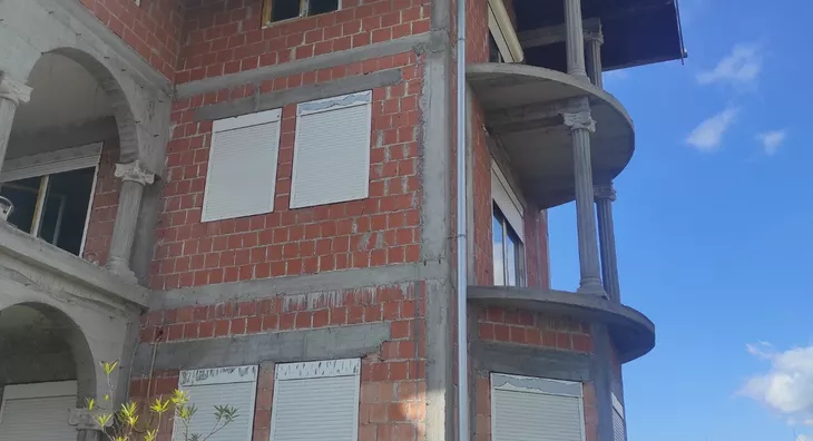 4-etažna kuća | 4zida