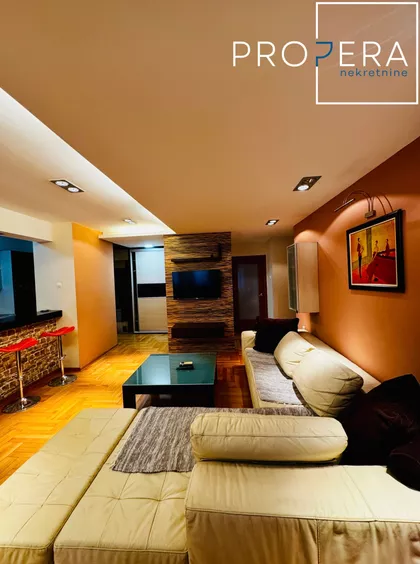 Dobrile Trajković | 4zida.rs