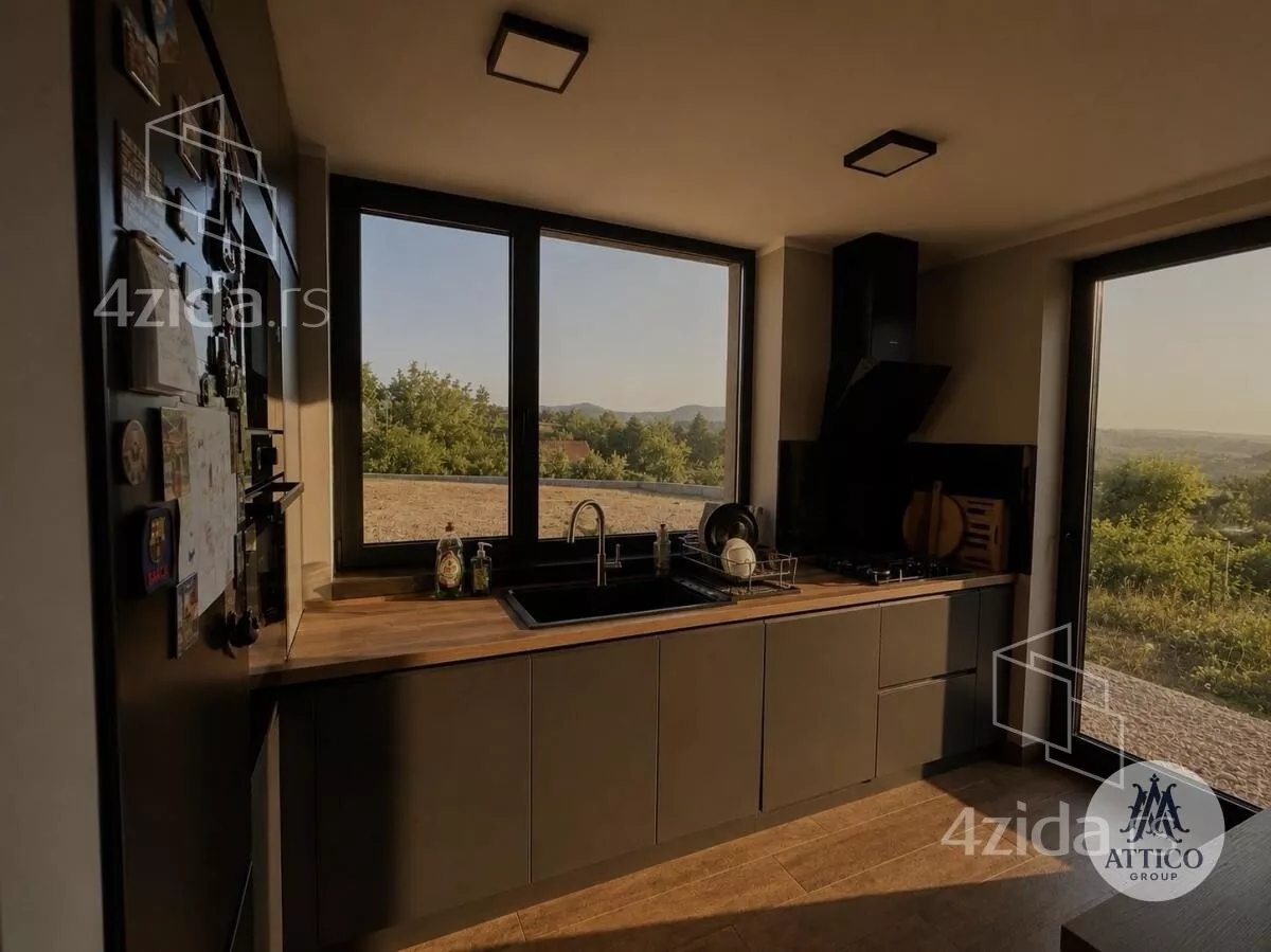Kuća | 4zida