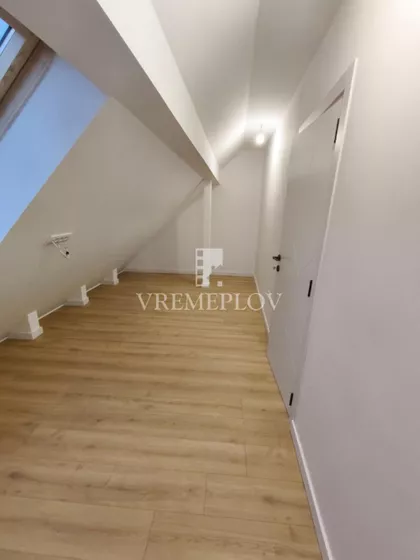 Mihaja Emineskua | 4zida.rs