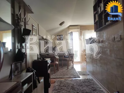 Radnih akcija | 4zida.rs