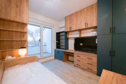 Rada Končara | 4zida.rs