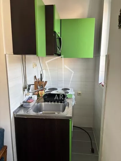 Ulcinjska | 4zida.rs