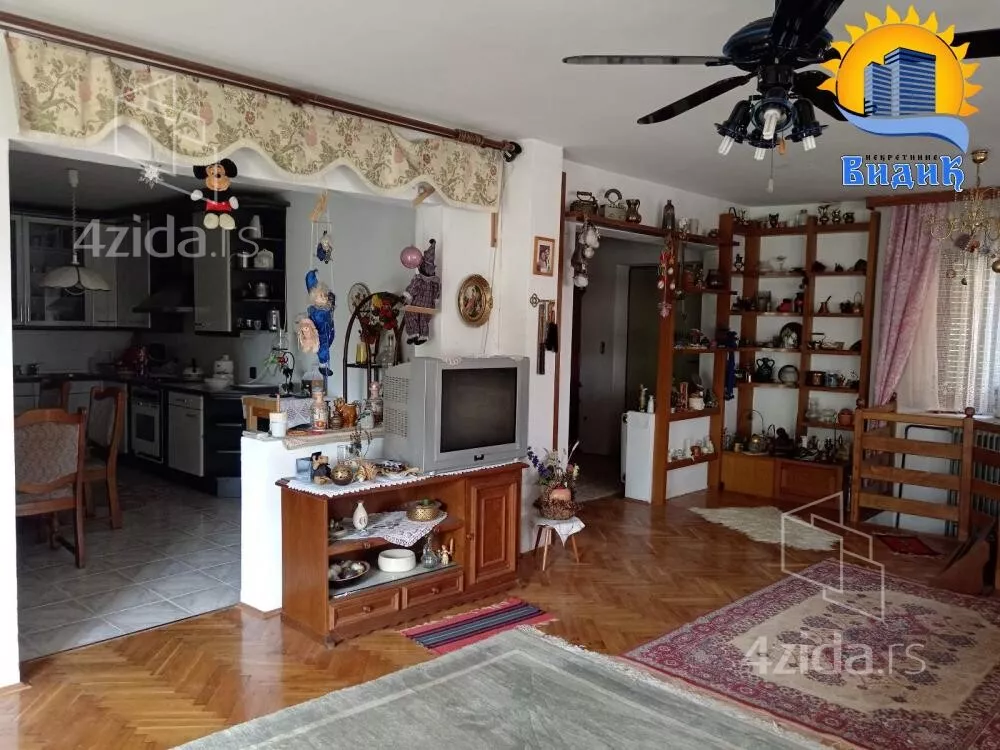 Kuća | 4zida