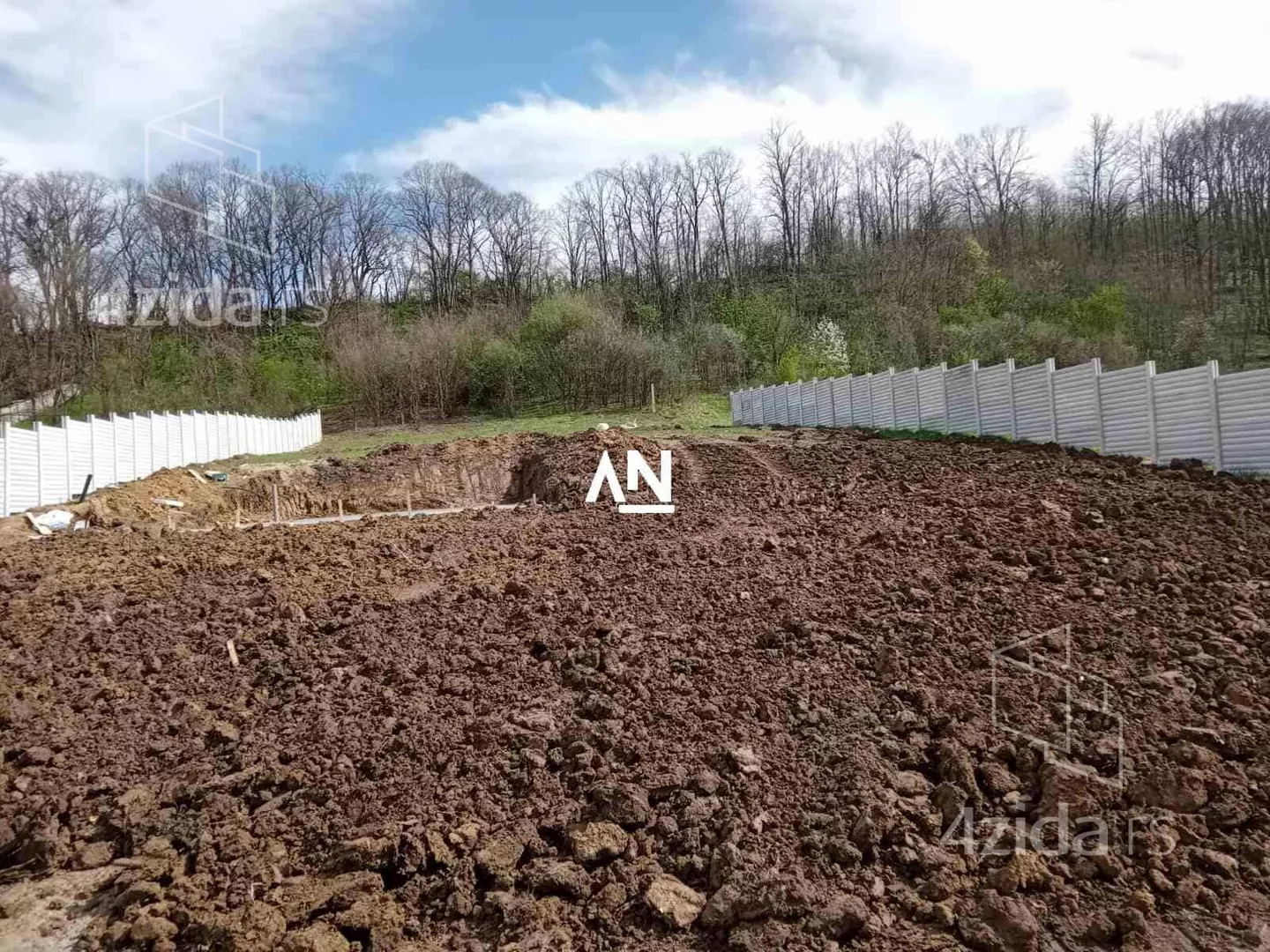 Građevinsko zemljište | 4zida