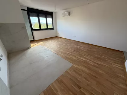 Južni Telep | 4zida.rs