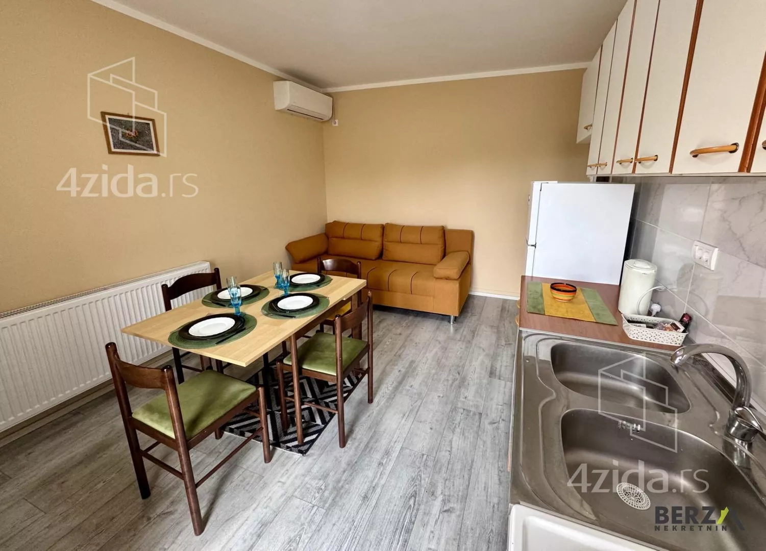 Dvosoban stan | 4zida