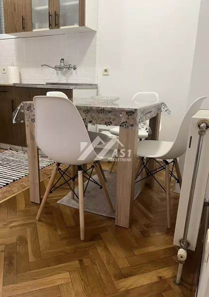 Hadži Ruvimova | 4zida.rs