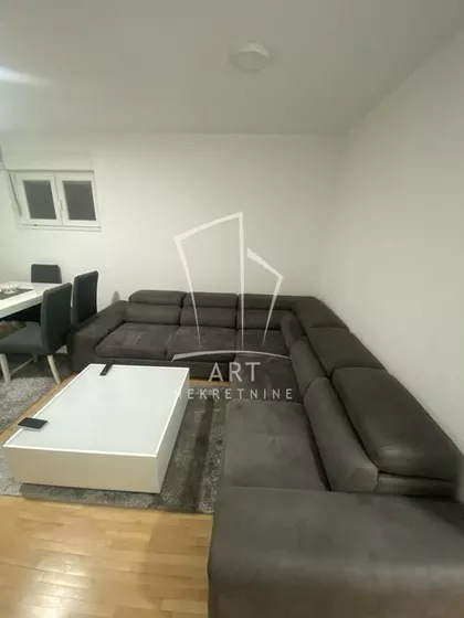 Zmajevačka | 4zida.rs