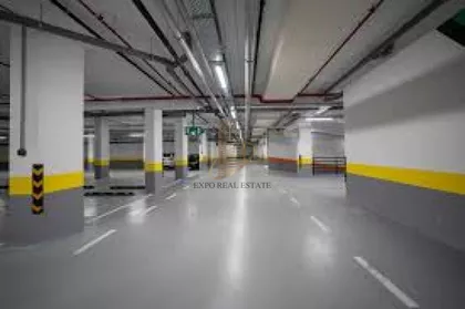 TRG GALERIJA | 4zida.rs