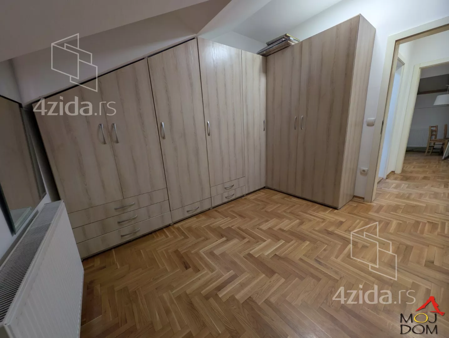 Šestosoban stan | 4zida