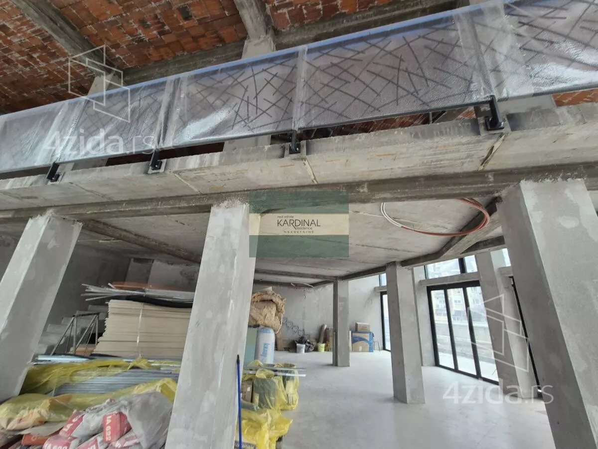 Poslovni prostor | 4zida