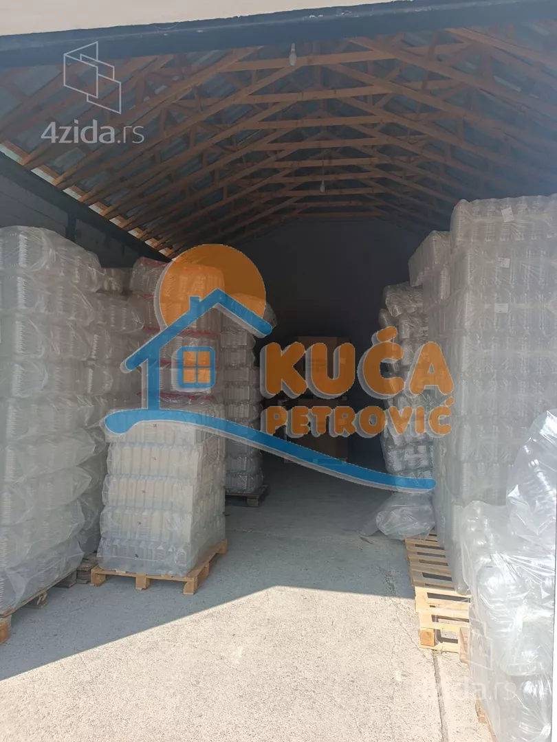 Lokal | 4zida