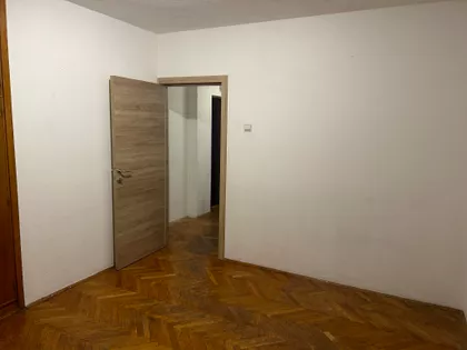 Marije Bursać 23 | 4zida.rs