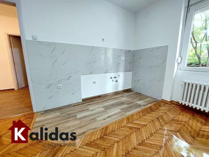 Grbavica | 4zida.rs