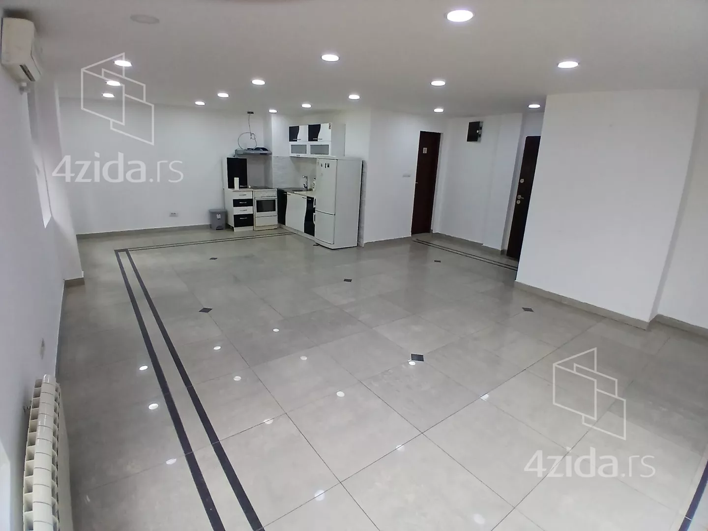 Poslovni prostor | 4zida