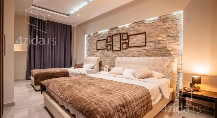 Turistički objekat | 4zida