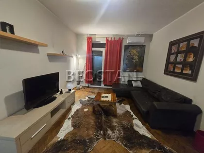 Knicaninova | 4zida.rs