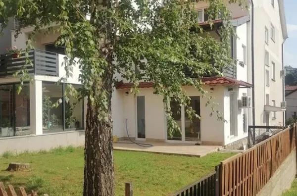 5-etažna kuća | 4zida
