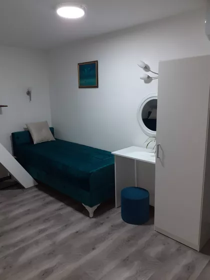 Laze Telečkog 17 | 4zida.rs