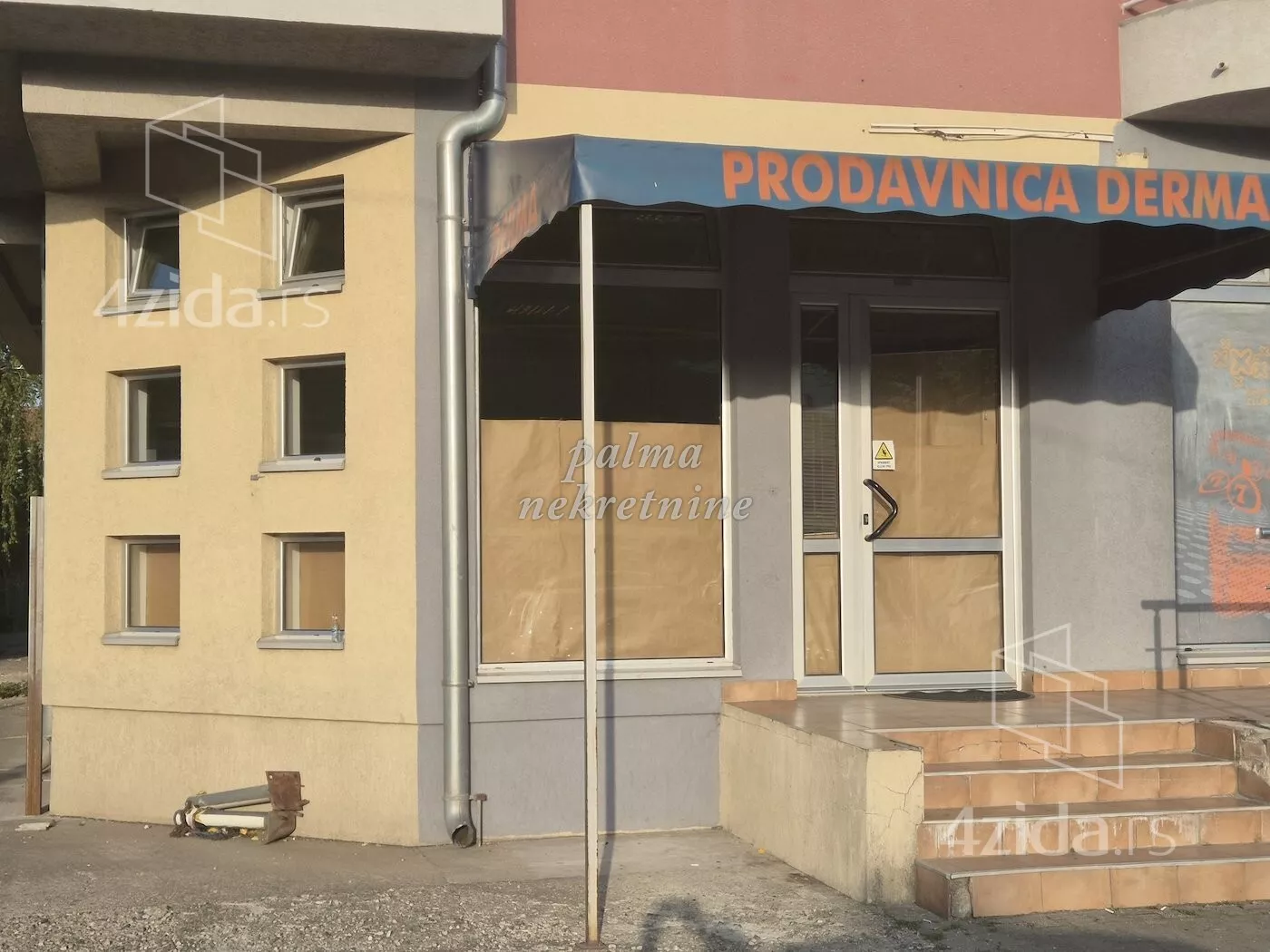 Poslovni prostor | 4zida