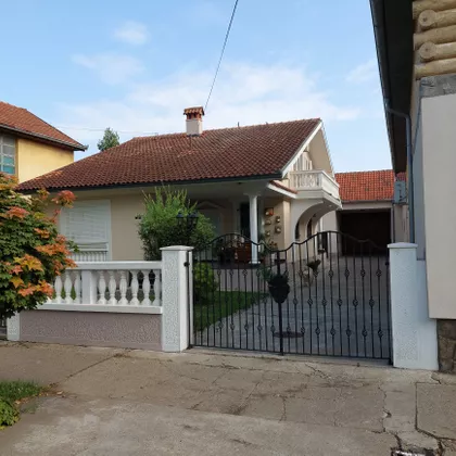 Gradske lokacije | 4zida.rs