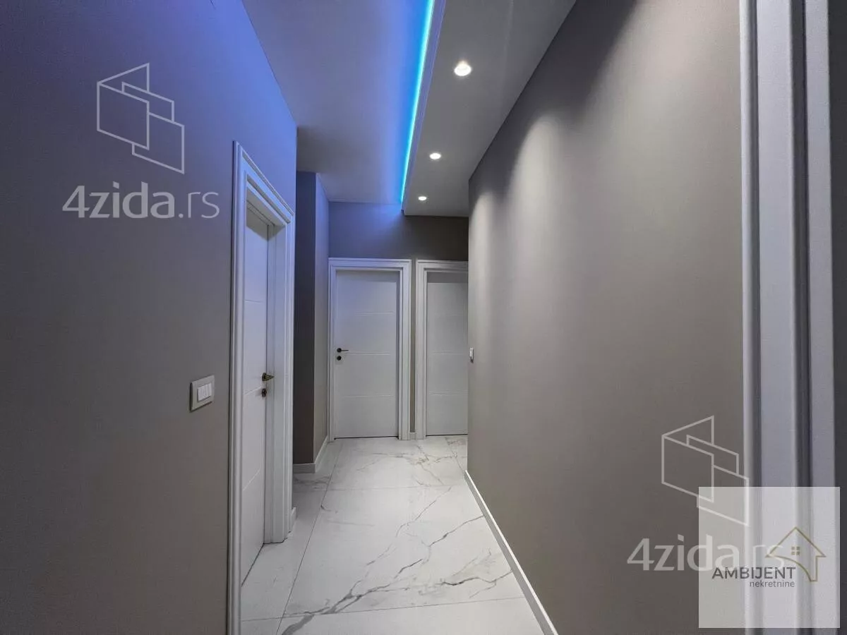 Petosoban stan | 4zida