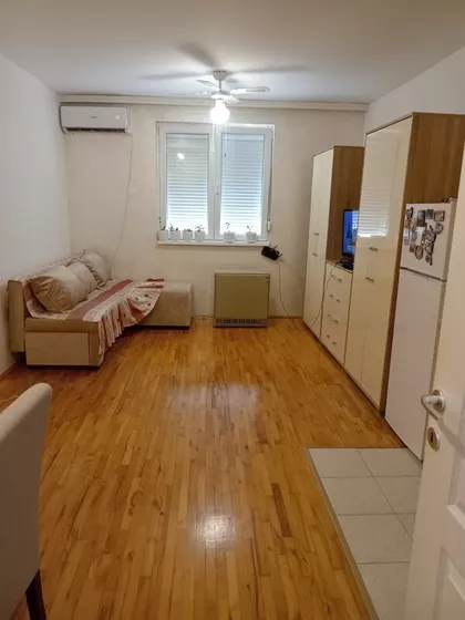 Gradske lokacije | 4zida.rs