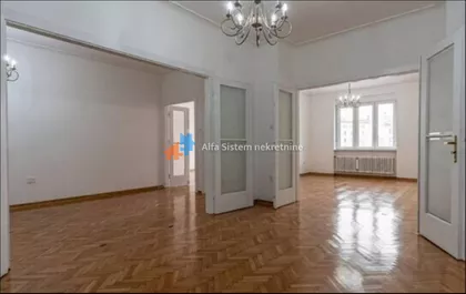 Trg Nikole Pašića | 4zida.rs