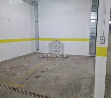 Garaža | 4zida
