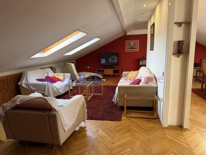 Luja Adamiča 12 | 4zida.rs