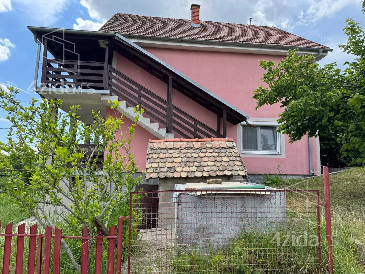 3-etažna kuća | 4zida