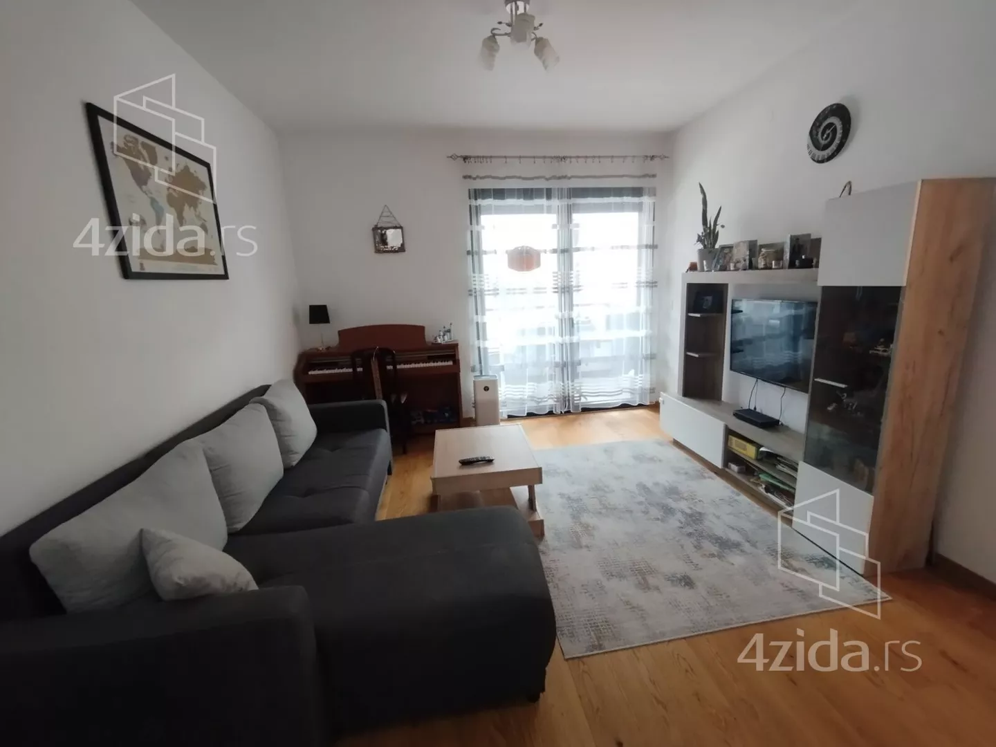 Dvoiposoban stan | 4zida