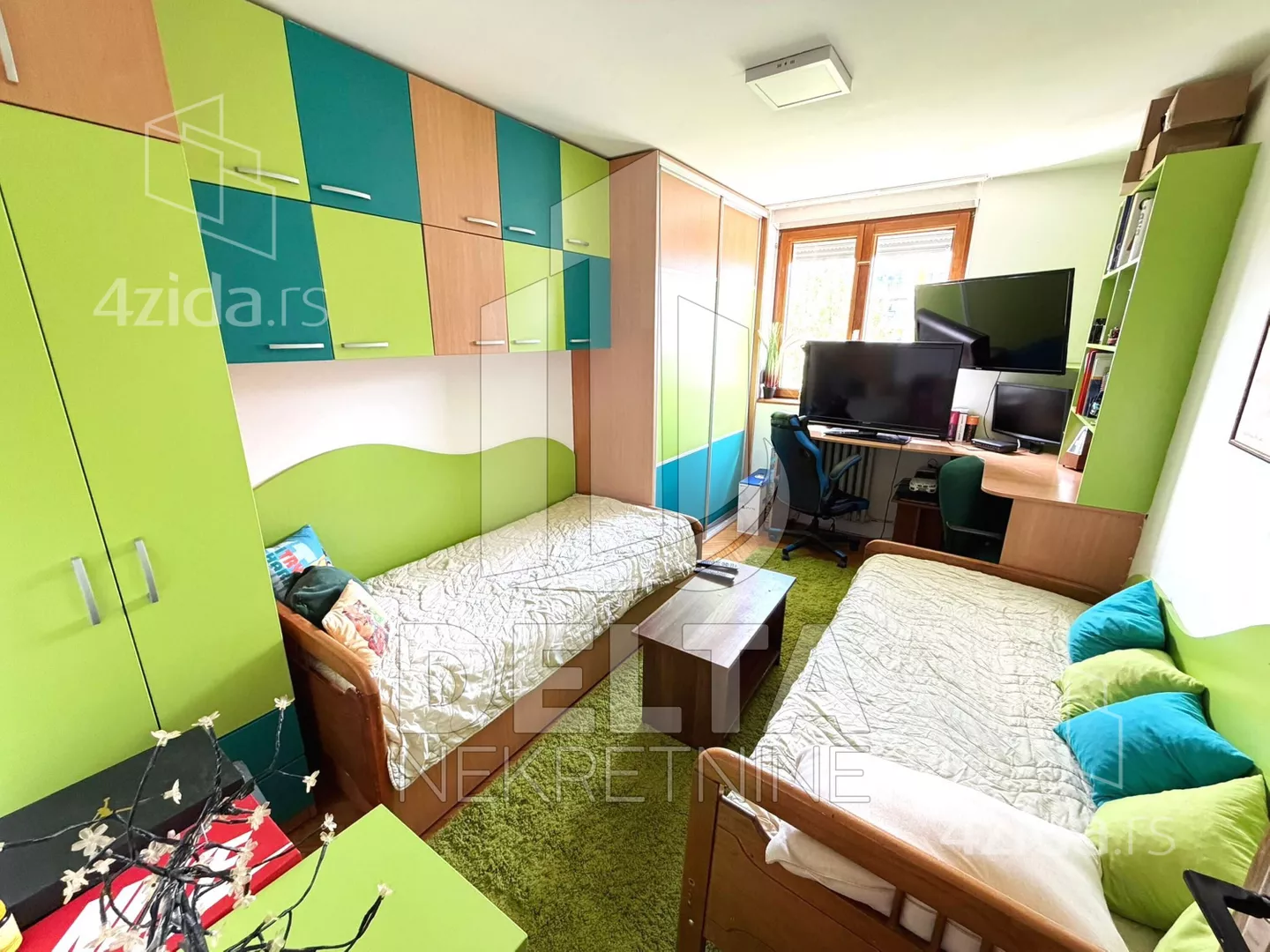 Troiposoban stan | 4zida