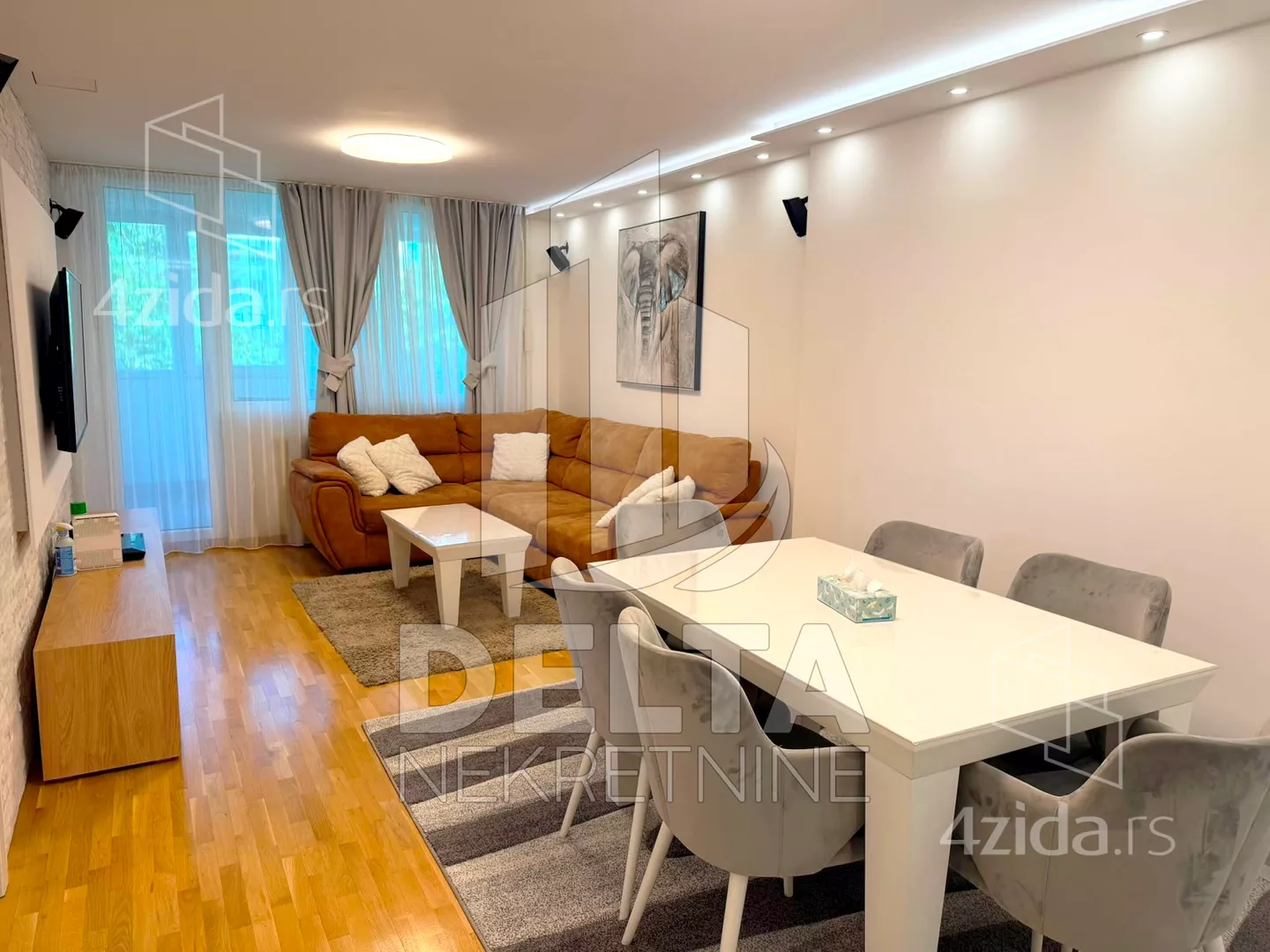 Troiposoban stan | 4zida