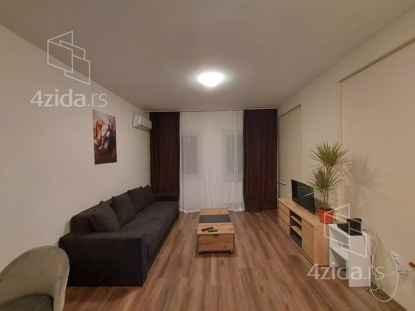Garsonjera | 4zida