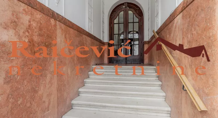 Šestosoban stan | 4zida