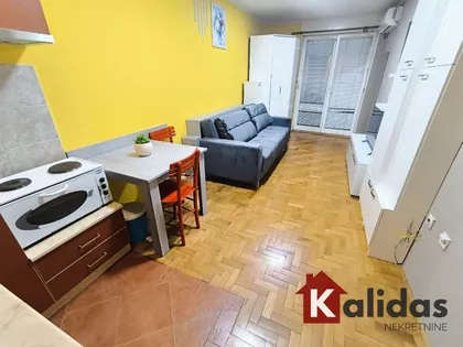 Grbavica | 4zida.rs