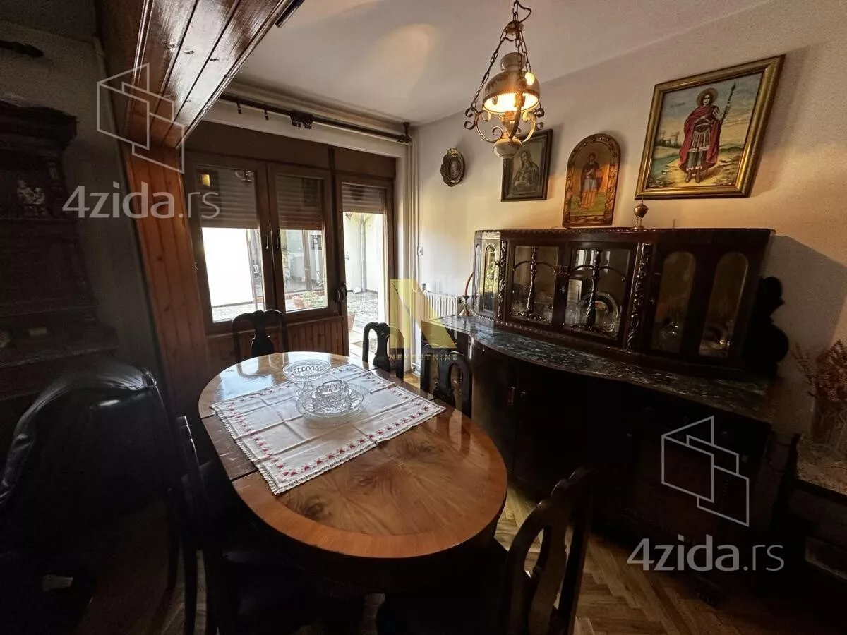 Kuća | 4zida