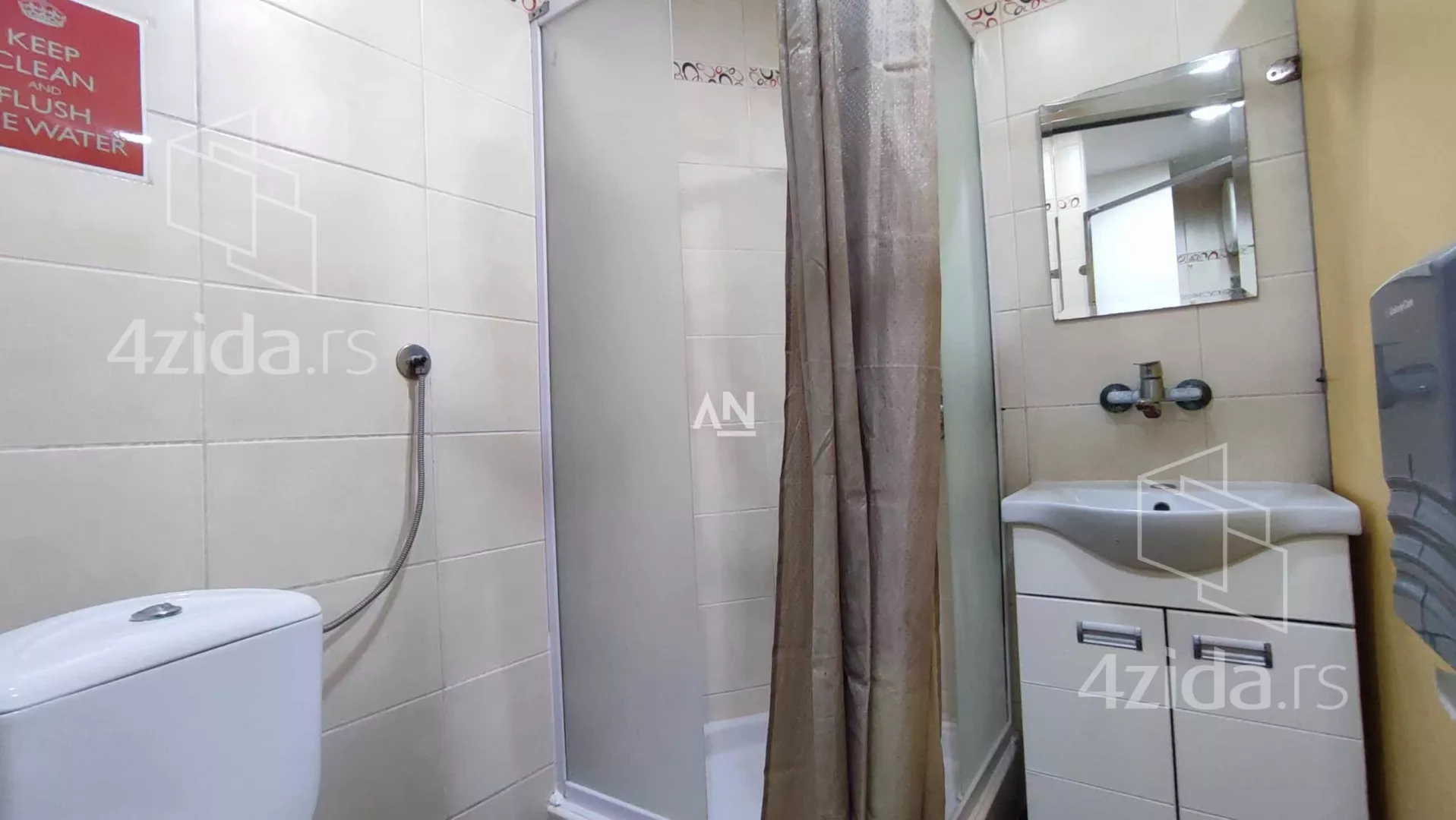 Šestosoban stan | 4zida